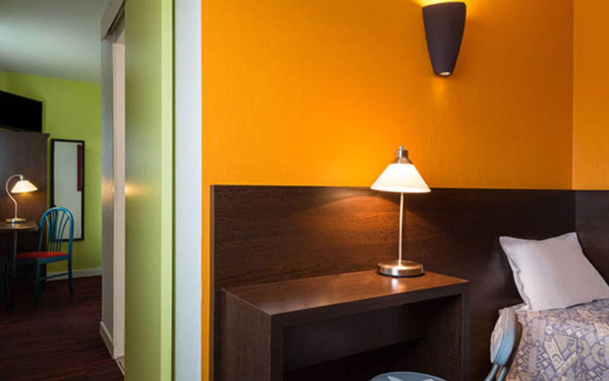 The Originals City, Hotel Helios, Roanne Nord Mably Exteriör bild