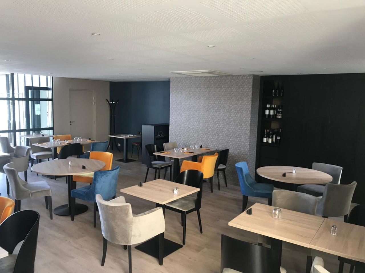The Originals City, Hotel Helios, Roanne Nord Mably Exteriör bild